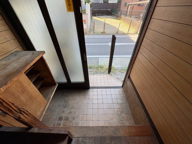 玄関　中村区若宮町1丁目戸建