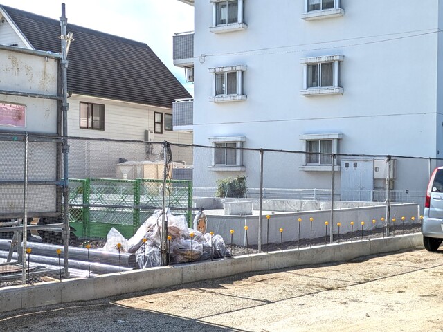 建物外観　建築中