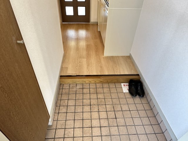 エトワール・Kの玄関写真