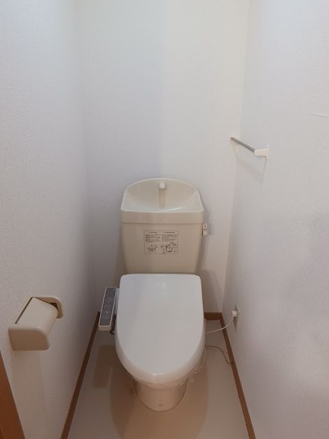 ガーデンコートBのトイレ写真