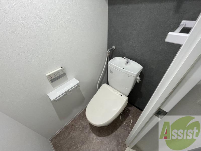地下鉄南北線 麻生駅 徒歩6分 4階建 築3年のトイレ写真