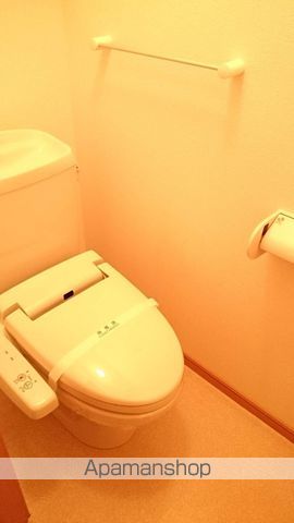 ＪＲ山陽本線 本郷駅 バス乗車時間：10分 最寄りバス停で下車 徒歩3分 2階建 築20年のトイレ写真