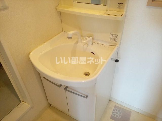 シャーメゾンMUKUROJIコートの内装写真