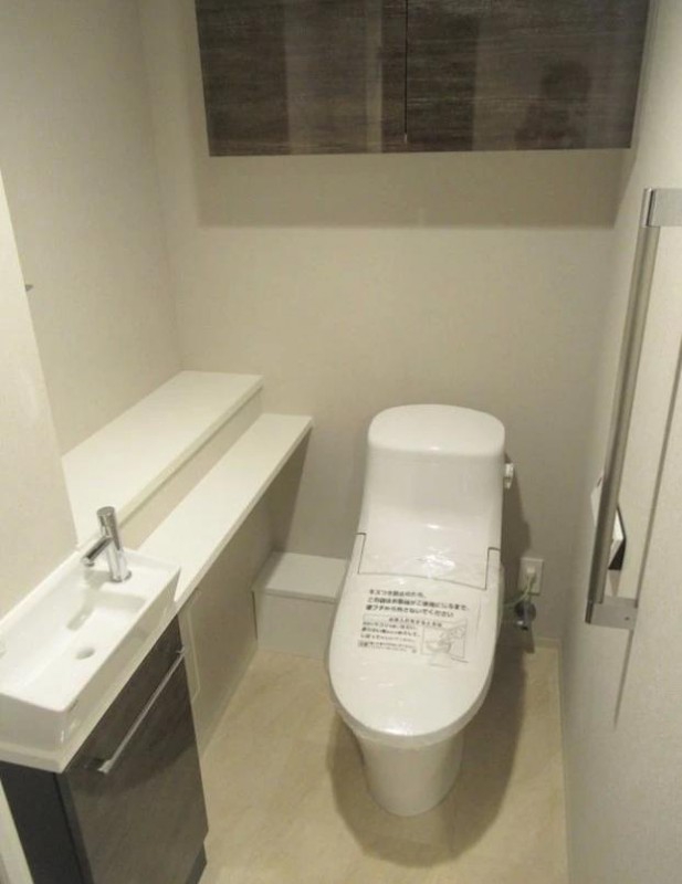 三田聖坂ガーデンレジデンスのトイレ写真