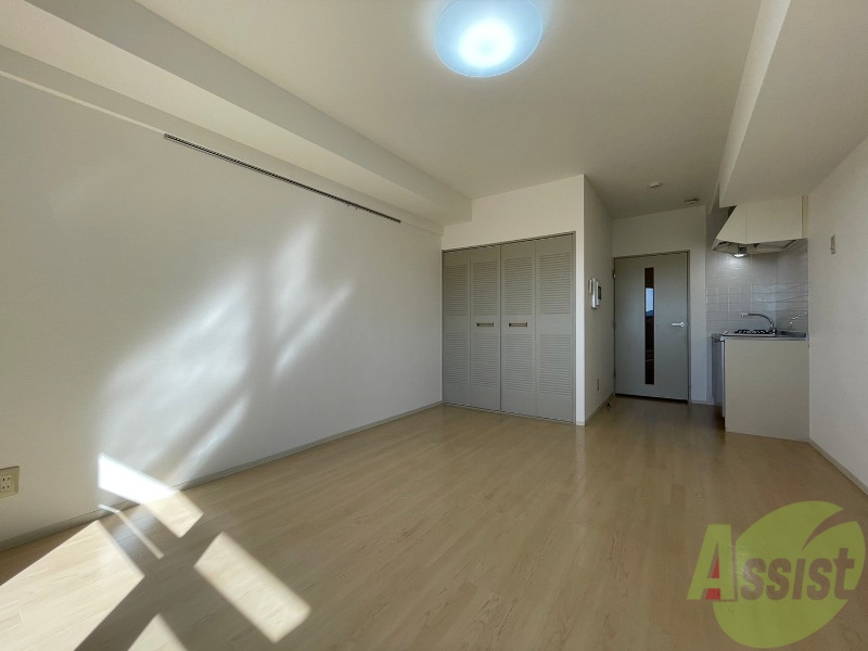 居室・リビング　広くてキレイなお部屋が広がっていて、充実した生活が送れそう。