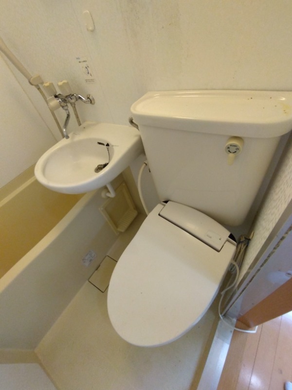トイレ　※他部屋参考写真