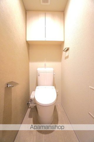 ＪＲ中央線 御茶ノ水駅 徒歩5分 13階建 築2年のトイレ写真