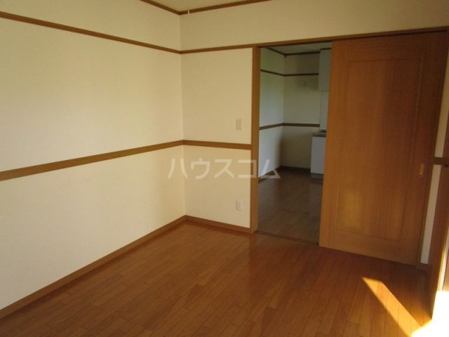 サニーヒルズイーストの居間写真
