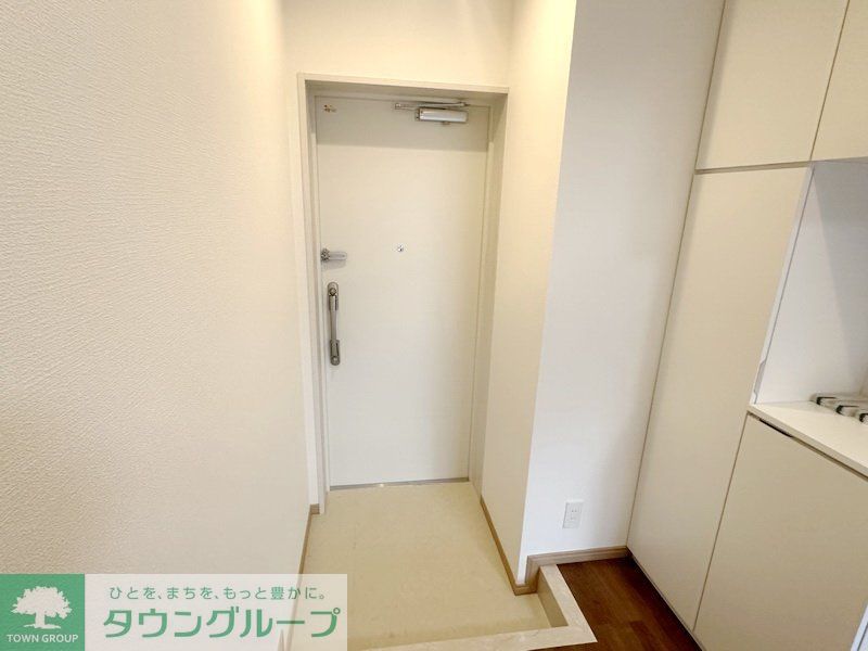 玄関　お問合せは(株)タウンハウジングレジデンス事業部までお問合…