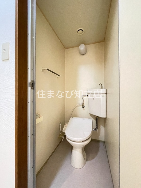 トイレ　別室同型写真