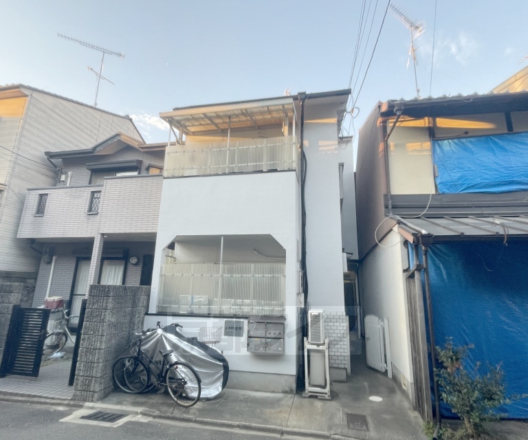 京阪本線 七条駅 徒歩11分 2階建 築33年の外観写真