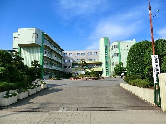 中学校　松伏町立松伏中学校（中学校）まで2670m