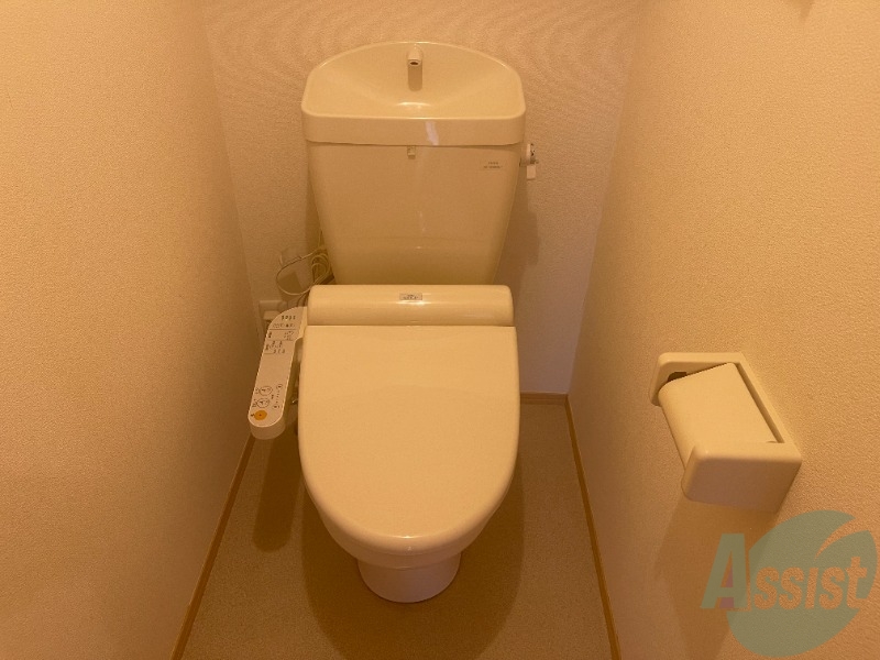 トイレ　ウォシュレット付きのトイレです。シャワートイレは日本の宝