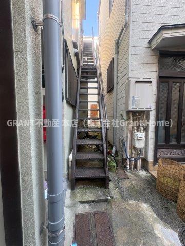 東日暮里6丁目アパートの外観写真