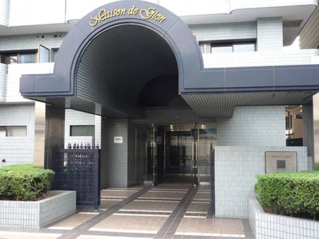 エントランス　現況優先
