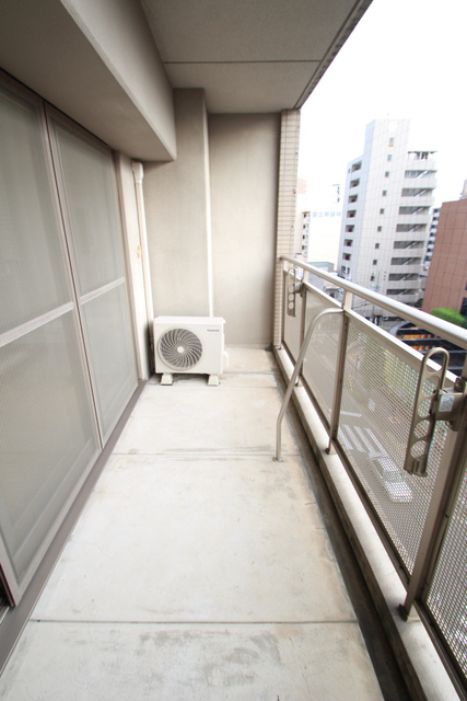 バルコニー　※別部屋の写真を流用しています。