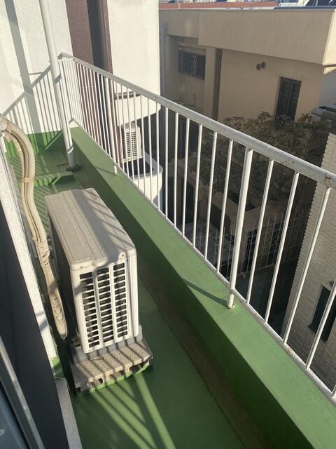 バルコニー　他の部屋の写真を使用しています。