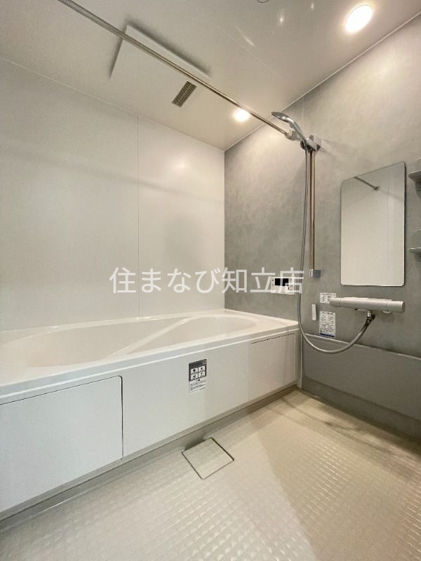バス・シャワールーム　同型タイプ（イメージ）