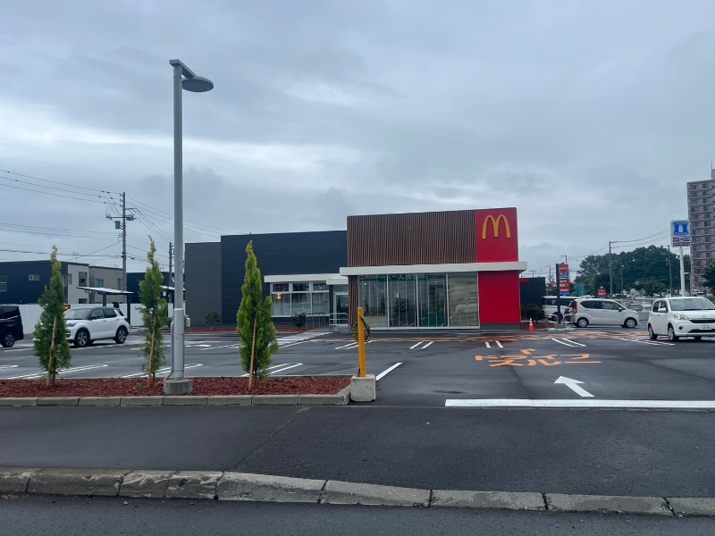 飲食店　マクドナルド手稲星置店（飲食店）まで400m