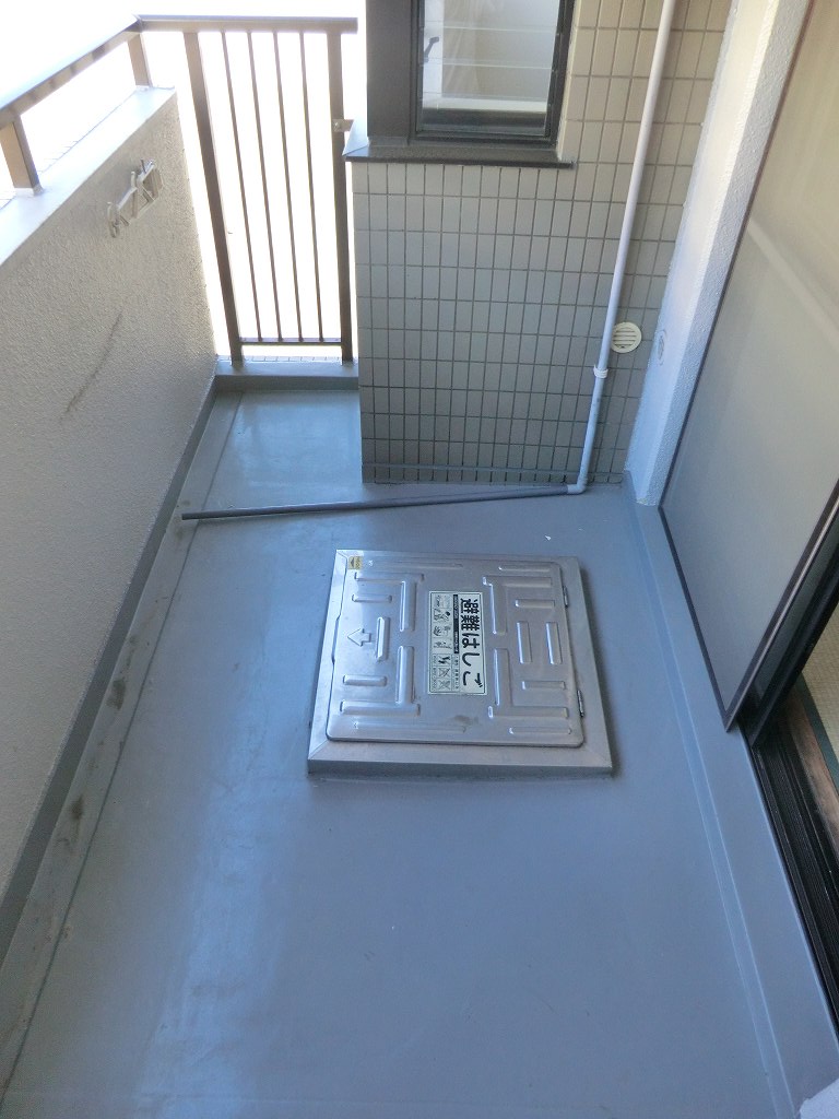 バルコニー　東向きのベランダです☆