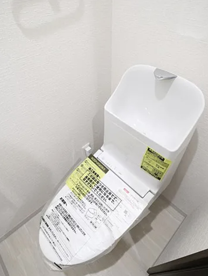 京成本線 京成船橋駅 徒歩8分 3階建 築6年のトイレ写真