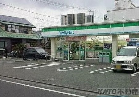 コンビニ　ファミリーマート相武台団地西店（コンビニ）まで1084m