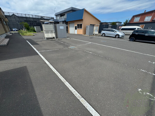 駐車場　その他