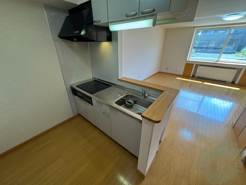 キッチン　キッチンはスペースも広々していて使いやすそうですよ！