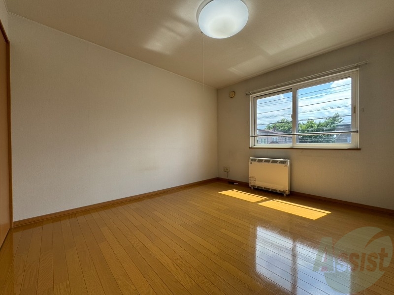 その他部屋・スペース　寝室です。部屋をどう使うかはあなた次第です！