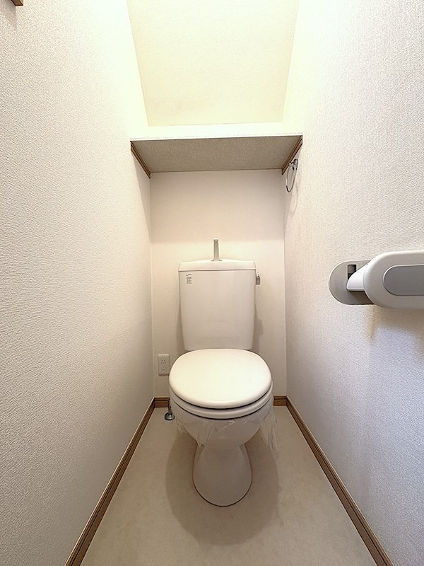 トイレ　清潔感のあるトイレです。（同建物別室の画像ですどう）