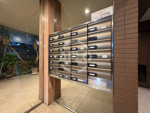 その他共有部分　マルーン平野　メールボックス