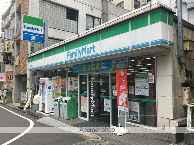 コンビニ　ファミリーマート（コンビニ）まで353m