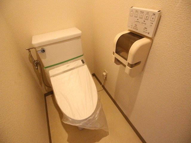 ルーア芦屋のトイレ写真