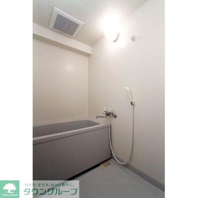 バス・シャワールーム　※写真は同タイプ住戸です。