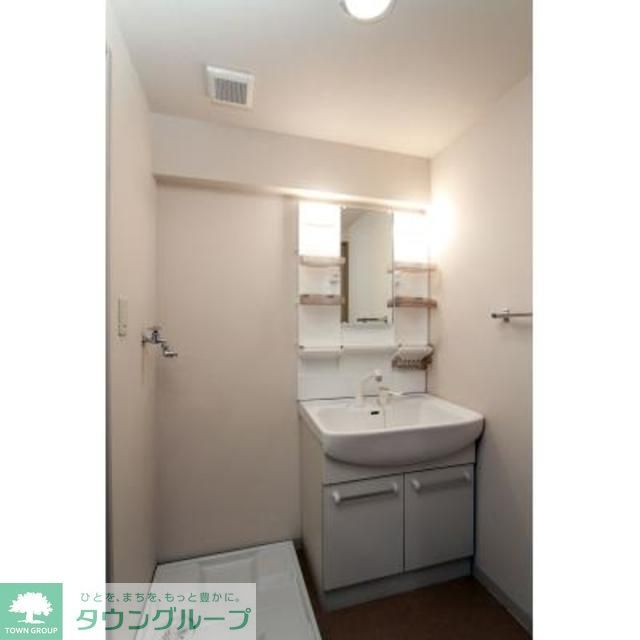 洗面設備　※写真は同タイプ住戸です。