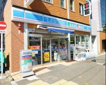 コンビニ　ローソン市谷仲之町店（コンビニ）まで144m