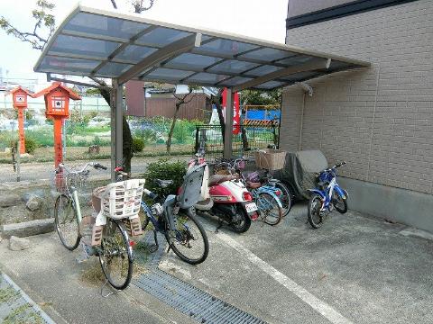 レオコート　その他共有部分　駐輪場