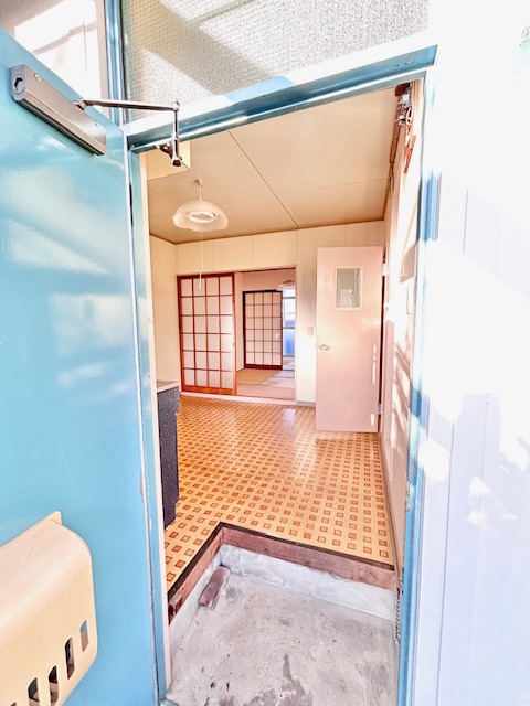 末田アパート-彦島塩浜町1丁目の玄関写真