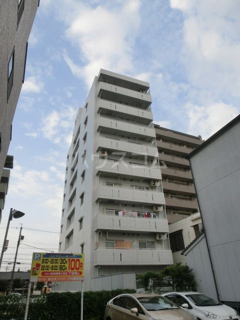 名古屋市東区新出来のマンションの建物外観