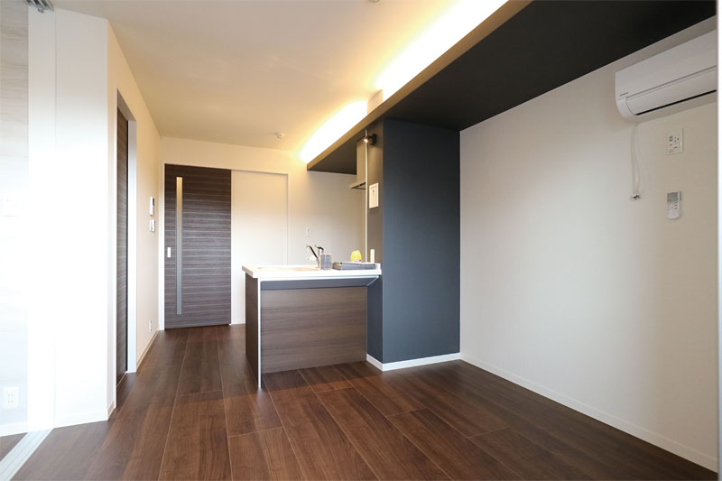 居室・リビング　※写真は同物件の別部屋です