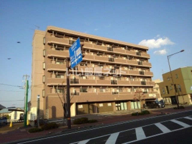 新居浜市坂井町のマンションの建物外観