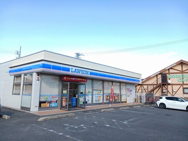 コンビニ　ローソン鈴鹿稲生西三丁目店（コンビニ）まで800m