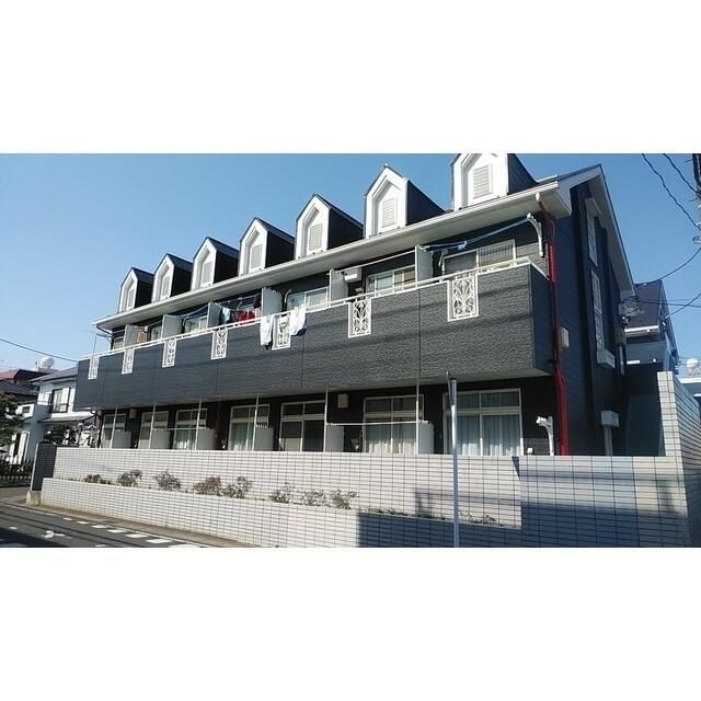 【松戸市栄町のアパートの建物外観】