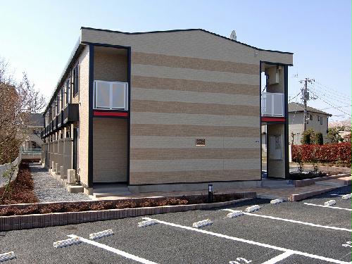 【レオパレス大の建物外観】