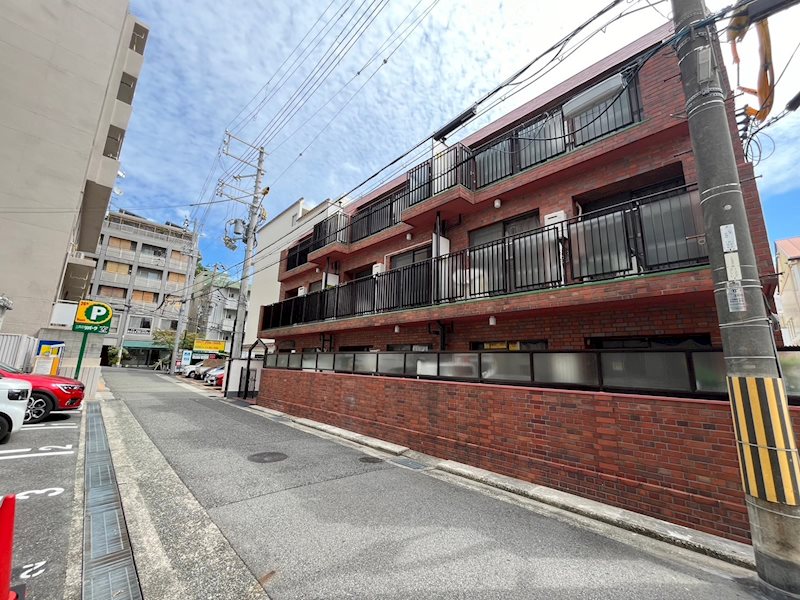 神戸市灘区八幡町のマンションの建物外観