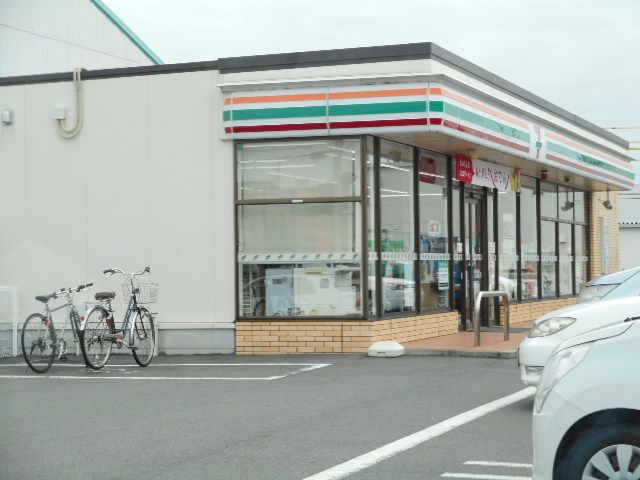 【静岡市駿河区下島のアパートのコンビニ】