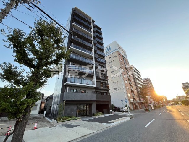 【名古屋市中村区名駅南のマンションの建物外観】