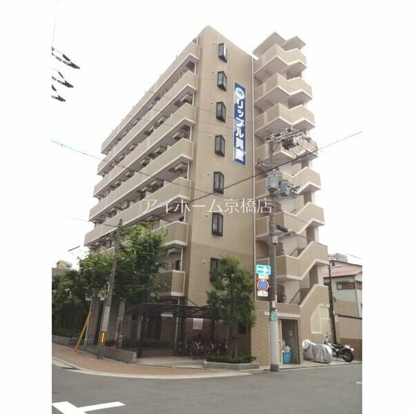 【大阪市城東区放出西のマンションの建物外観】