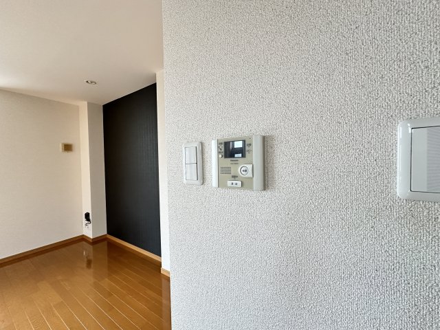 セキュリティ　モニター付きインターホン