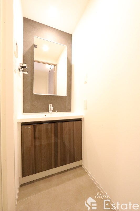 洗面設備　独立洗面台　脱衣所